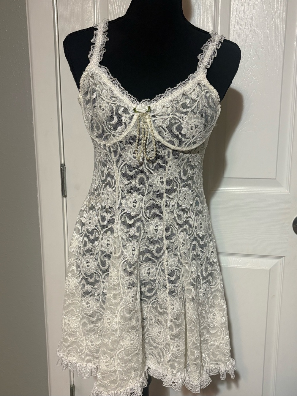 VTG Private Luxuries White Lace Babydoll Slip Dress Coquette SZ LG 90s
